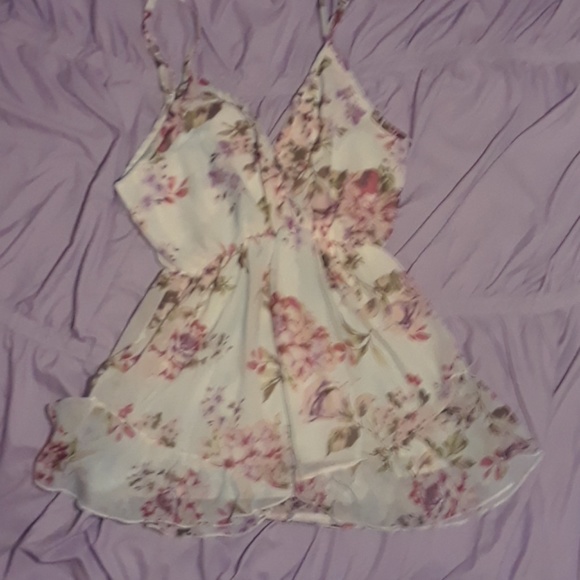 Dress - Picture 1 of 2